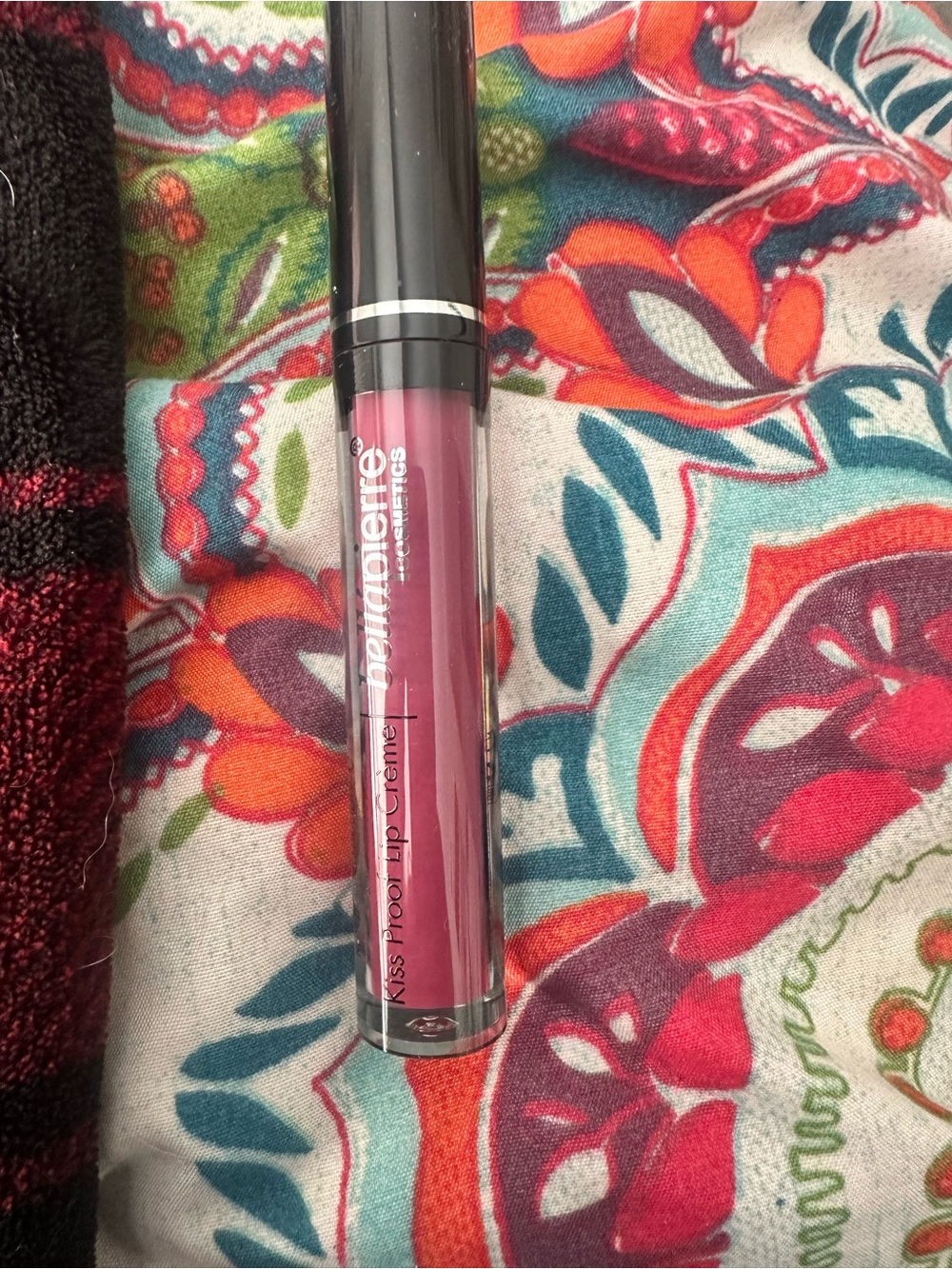it cosmetics Lip Gloss — Vibrant Pink Shine